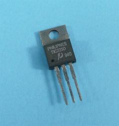 TIC-225D TRIAK