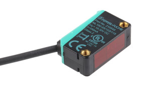 Czujniki fotoelektryczne Retrorefleksyjny w obudowie prostokątnej Pepperl + Fuchs PNP zakres 5 m LED