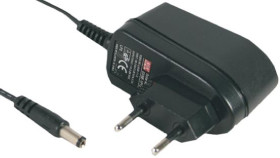 Adapter AC/DC Uwy 18V dc Iwy 330mA Złącze 2,1 x 5,5 x 11 mm, biegun dodatni w środku 6W typ wtyczki: Typ C