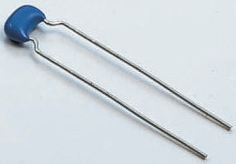 Wielowarstwowy kondensator ceramiczny (MLCC) 10nF 50V dc C0G ±5% THT Murata