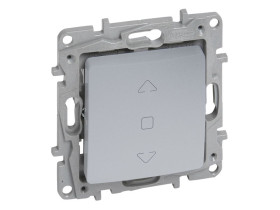 NILOE SELECTION Wyłącznik do bezpośredniego sterowania roletami 10AX aluminium 762111 LEGRAND