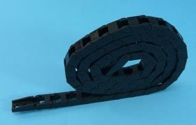 PROWADNIK DO KABLI 7x7mm 1mb