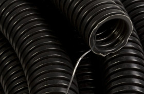 Rura karbowana z pilotem 32mm czarna 750N FK15/32F DX15132R /50m/