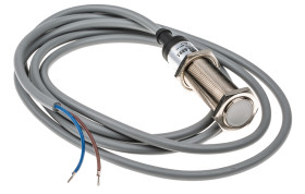 Czujnik zbliżeniowy M18 Pojemnościowy 5 mm RS PRO Wpuszczany 20→ 250 V AC długość 70mm Gwintowany