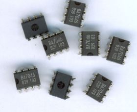 BA7046 UKŁAD SCALONY