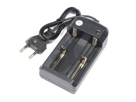 Ładowarka do akumulatorów Li-ion 18650 na dwa akumulatory