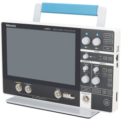 Tektronix MSO22 2-BW-70 Mixed Signal Oscilloscope 2 Channels 70MHz Bandwidth