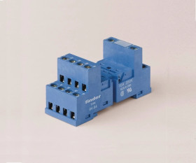 Gniazdo do serii 55.32/55.34/85.02/85.04 zaciski śrubowe, montaż na szynę DIN 35mm, (klip metalowy) 94.64SMA