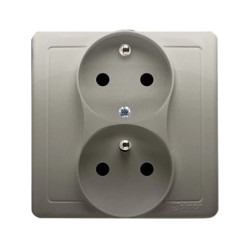 Simon Basic Gniazdo podwójne z/u z funkcją niezmienności faz z przesłonami 16A 250V satynowy BMGZ2TZ/29