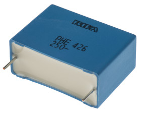 Kondensator foliowy 4.7μF 160 V ac, 250 V dc KEMET Metalizowany polipropylen rozstaw: 27.5mm THT ±5