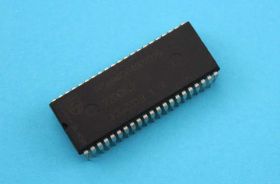 PCA-84C640P/016 SDIP-42 UKŁAD