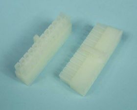 MFH-24F OBUDOWA GNIAZDA