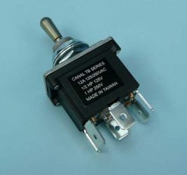 TB3-B17 12A 3-POZ/6-PIN (ON)-OFF-(ON)