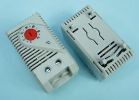 KTO-011 1NC 10A/250V IP20 SZYNA TERMOSTA