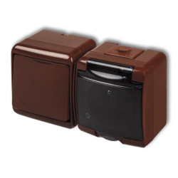 JUNIOR Łącznik schodowy + gniazdo hermetyczne (klapka dymna) brązowy 4WGHH-3dp