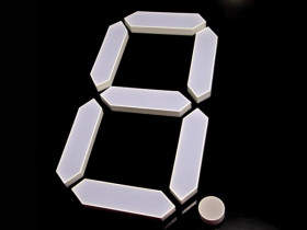 7 Segment Display - 8 Inches - Green