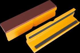 9-900-S5125 Soft jaws for vices, leather/plastic, 125 mm, 1 pair