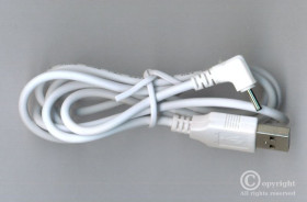 KABEL WTYK USB A - WTYK DC 2,5/0,7 KĄTOWY BIAŁY 110CM