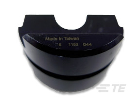 TE Connectivity 1752680-1