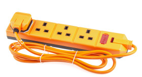 Przedłużacz 2m 4 gniazda Listwy zasilające typ Typ G - brytyjski Typ G, brytyjskie BS1363 13A