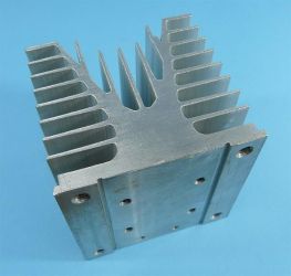 RM-100 100x100x95mm RADIATOR