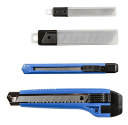 Zestaw noży z ostrzami 17B531