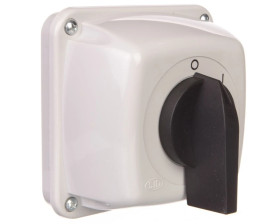 Łącznik krzywkowy 0-I 1P 40A w obudowie IP44 Łuk 40-53 924053