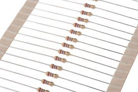 Rezystor 270Ω 0.25W ±5% -500 → +350ppm/°C Folia węglowa RS PRO