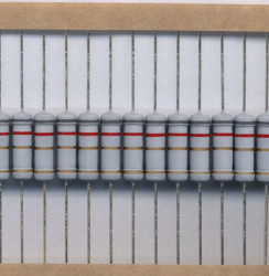 REZYSTOR 3W 8,2 ohm (50 SZTUK)