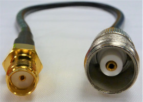 Kabel koncentryczny złącze A SMA złacze B TNC długość 30cm typ kabla RF195 Z zakończeniem