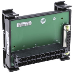 Moduł 8 -pinowe na szynę DIN Allen Bradley