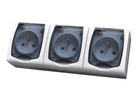 MADERA Gniazdo potrójne z uziemieniem natynkowe IP44 z klapką białe GNH-3NZ/00/d OSPEL