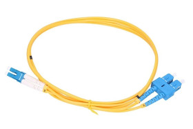 Patchcord Jednomodowy, Duplex, G652D, 3mm, 0,5m Extralink LC/UPC-SC/UPC