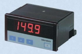 Regulator temperatury PID Carlo Gavazzi LED, jednoliniowy