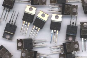 IRFBC40 N 6A 600V TO-220 TRANZYSTOR