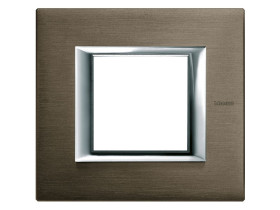 AXOLUTE Ramka 1 pojedyncza prostokątna POZIOMA 2 moduły szczotkowany brąz HA4802BR LEGRAND
