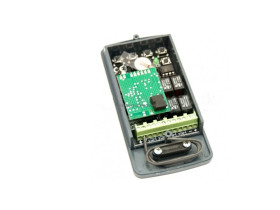 Radio uniwersalne do sterowania obcymi urządzeniami 12-24V AC/DC IP54 CAME RE432 4-kanałowy RE434SP