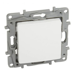 NILOE Łącznik jednobiegunowy 10 AX biały 764500