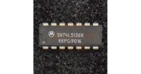 74LS136 (SN74LS136N) 2-input XOR gate - Motorola