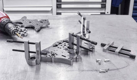 Równolegle ściski PA 40/27 Bessey PA40 Maksymalna szerokość mocowania:40 mm Posuw:27 mm