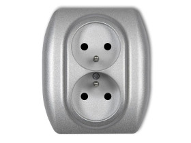 TREND Gniazdo podwójne z uziemieniem (przesłony torów prądowych) srebrny metalik 7GP-2zp KARLIK