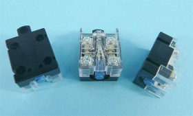 BLOK STYKÓW 10A/250V 1xNO+1xNC