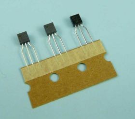 FS-0102-DA 0,8A/400V TO-92 TYRYSTOR