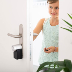 NUKI 405.117 Fob IP65 Bluetooth Replaces Key Controls 100 Smart Locks