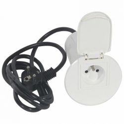 Przepust biurkowy 1x2P+Z biały z USB Legrand