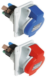 Złącze przemysłowe - zasilające 16A Gniazdo 415 V 3P + E Żeński Schneider Electric Czerwony Montaż na panelu IP44