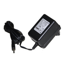 Zasilacz ZN 9V 200mA 1.1/3.1mm OEM