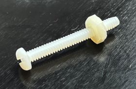 Śruba plastikowa + nakrętka 2-56 / 25mm (1kpl.)