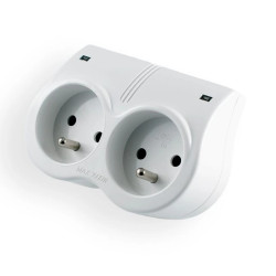 Rozgałęźnik przeciwprzepięciowy 2-gniazda z/u /+ diody sygnalizacyjne/ R-20F