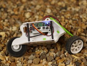 RockyBorg White and Green - The three wheeled rocking robot